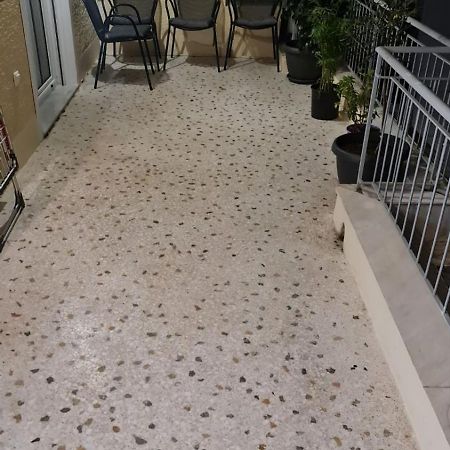 Διαμερισμα 4 Ατομων Leilighet Athen Eksteriør bilde